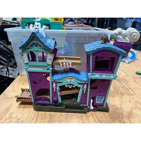Matchbox Haunted House Hero City Sounds Blue Purple Toy Playset Mattel - Picture 1 of 5